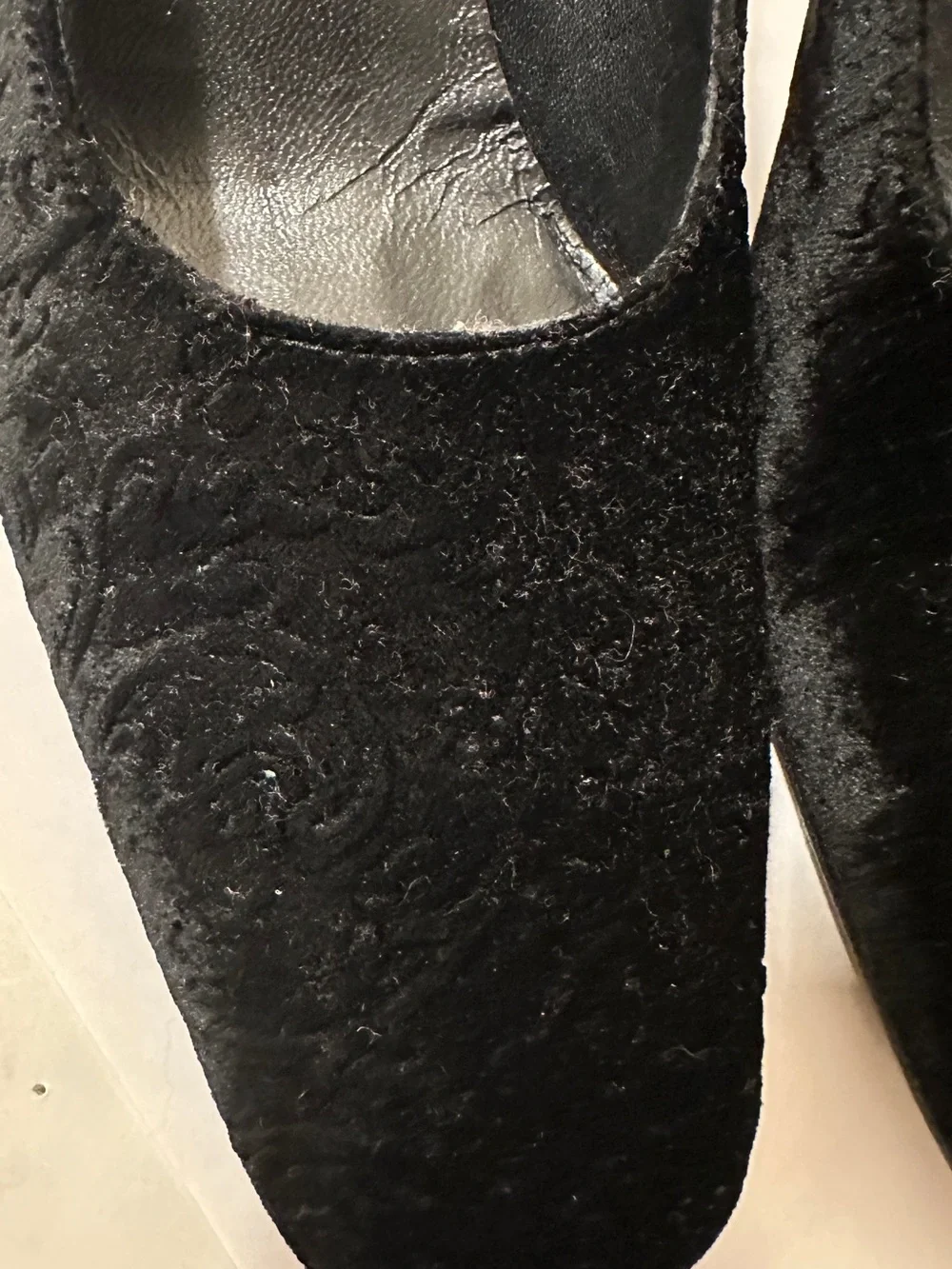 Enzo Angiolini elegant black